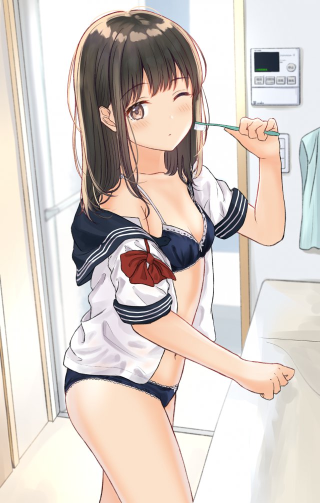 制服のエロ画像下さい!