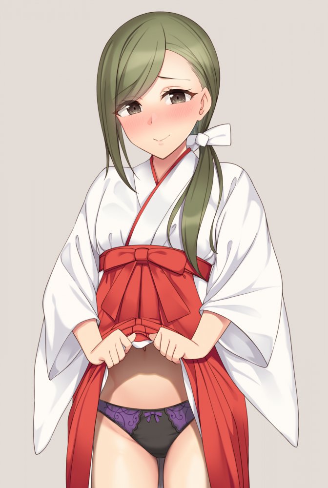 たくし上げのエロすぎる画像ください!