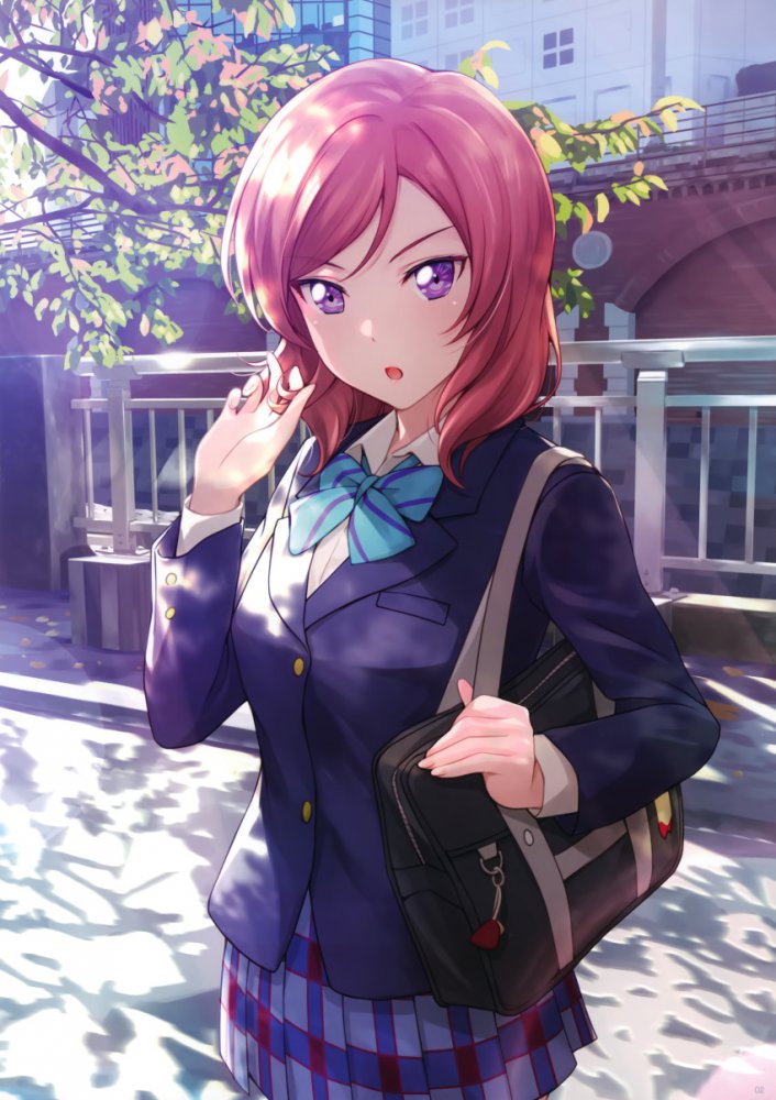 制服のエロ画像