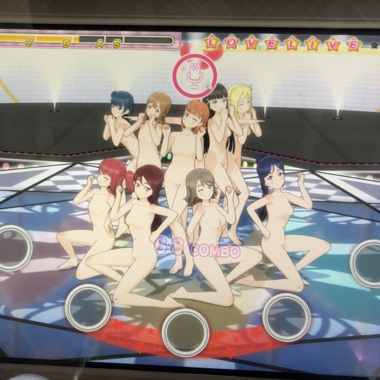 ニーソの二次元エロ画像。