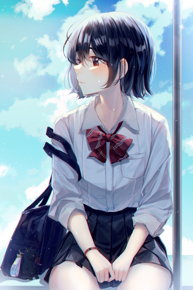 制服を期待する人が集まる画像倉庫。