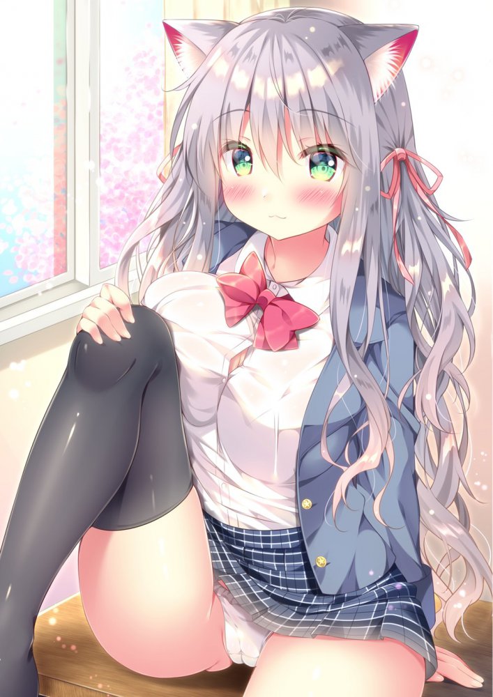 【二次】銀髪のメチャシコで可愛い女の子のエッチな画像