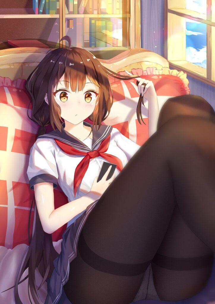 太ももの虹エロ画像