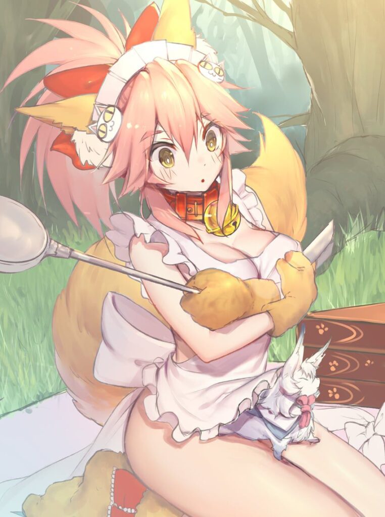 裸エプロンのエロ画像下さい