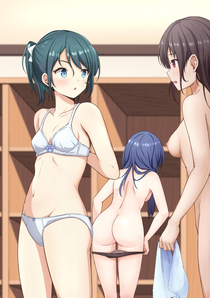 脱ぎかけのエッロエロな画像を見たくはないかい?