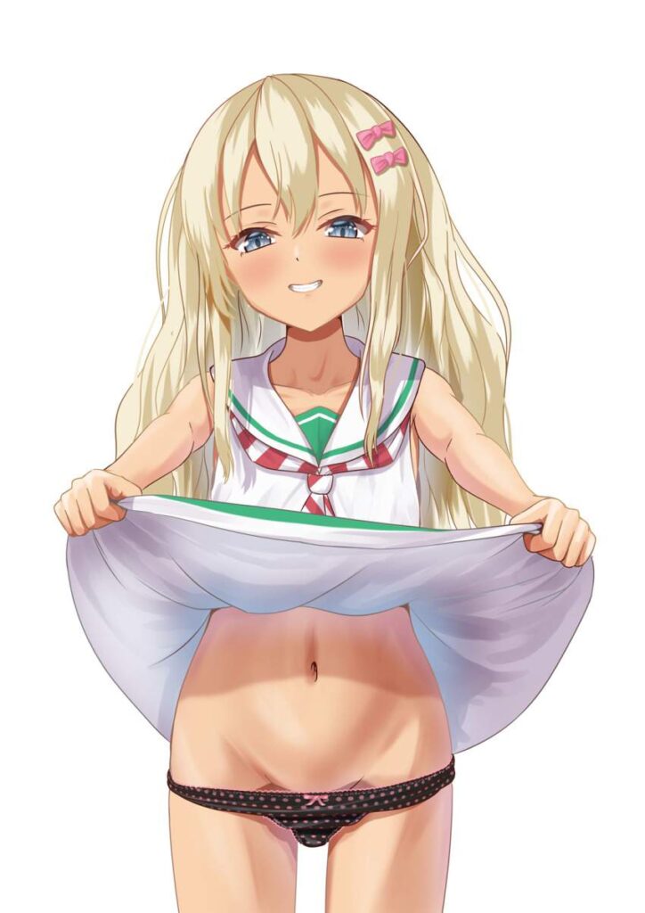 たくし上げのエロい画像