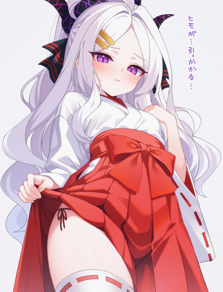 銀髪の背徳感あふれるエロ画像