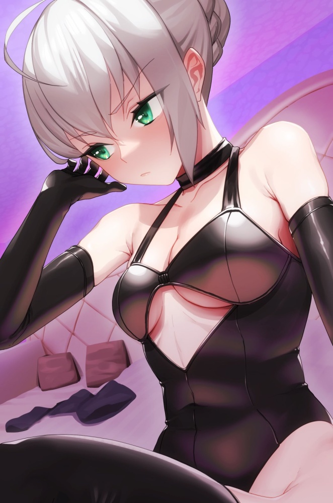 銀髪のエロ可愛い画像貼っていくぜ!