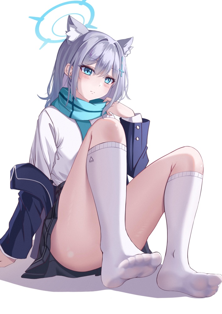 銀髪のエロ可愛い画像貼っていくぜ!