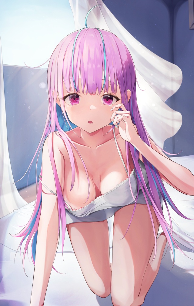 胸チラのエロ画像