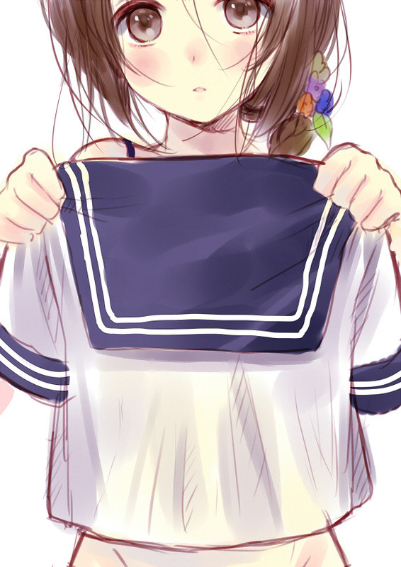脱ぎかけの画像が好きな紳士の方はこちらへどうぞ。