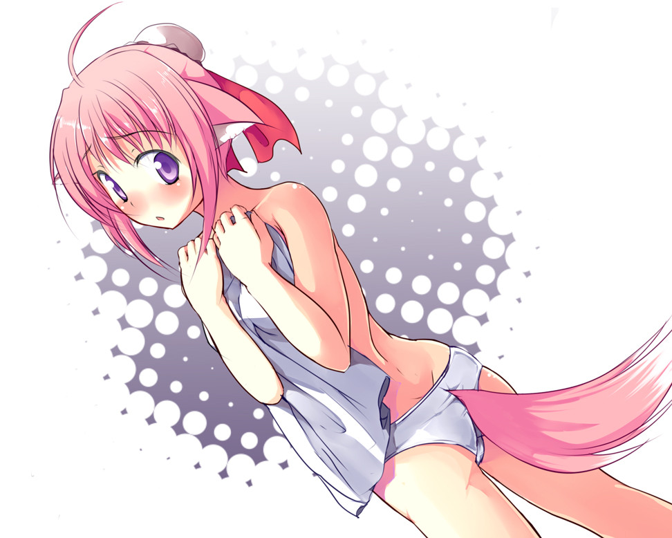 脱ぎかけの画像が好きな紳士の方はこちらへどうぞ。