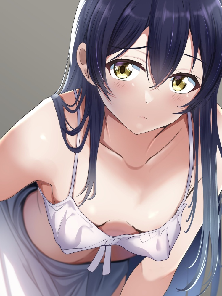 胸チラのエロ画像 9