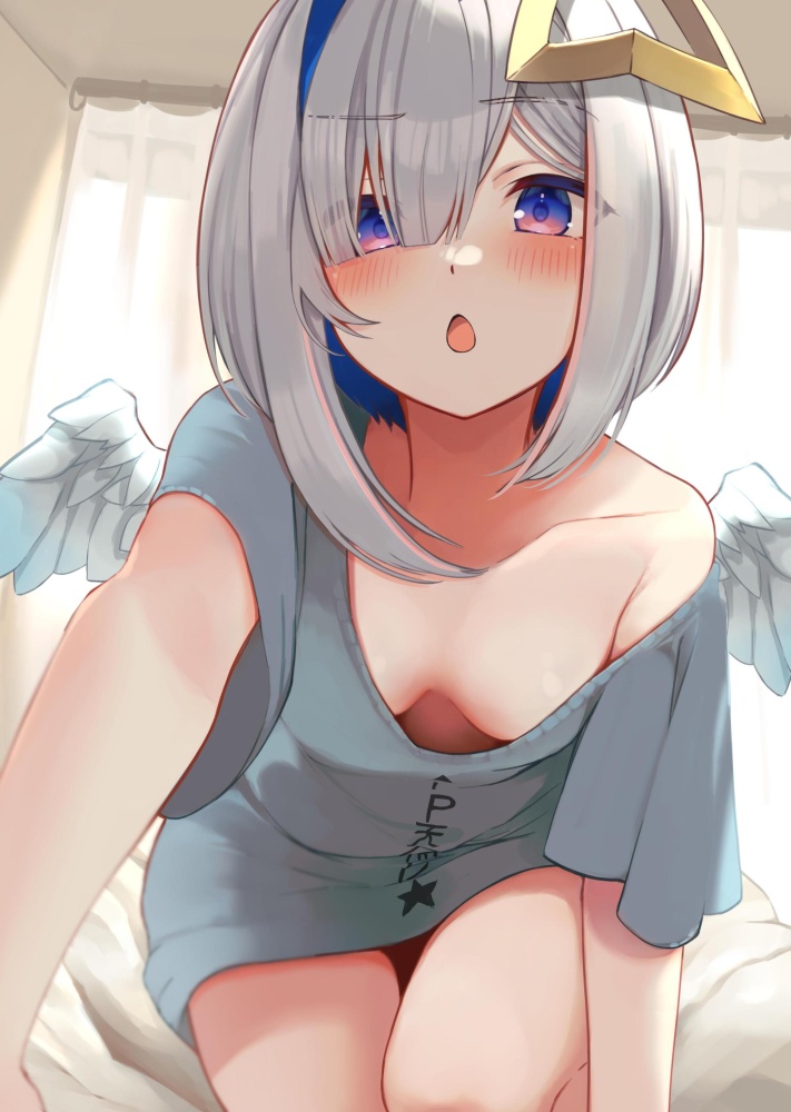 胸チラのエロ画像 8